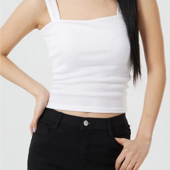 White square  neck tank top - Picture 4 of 10